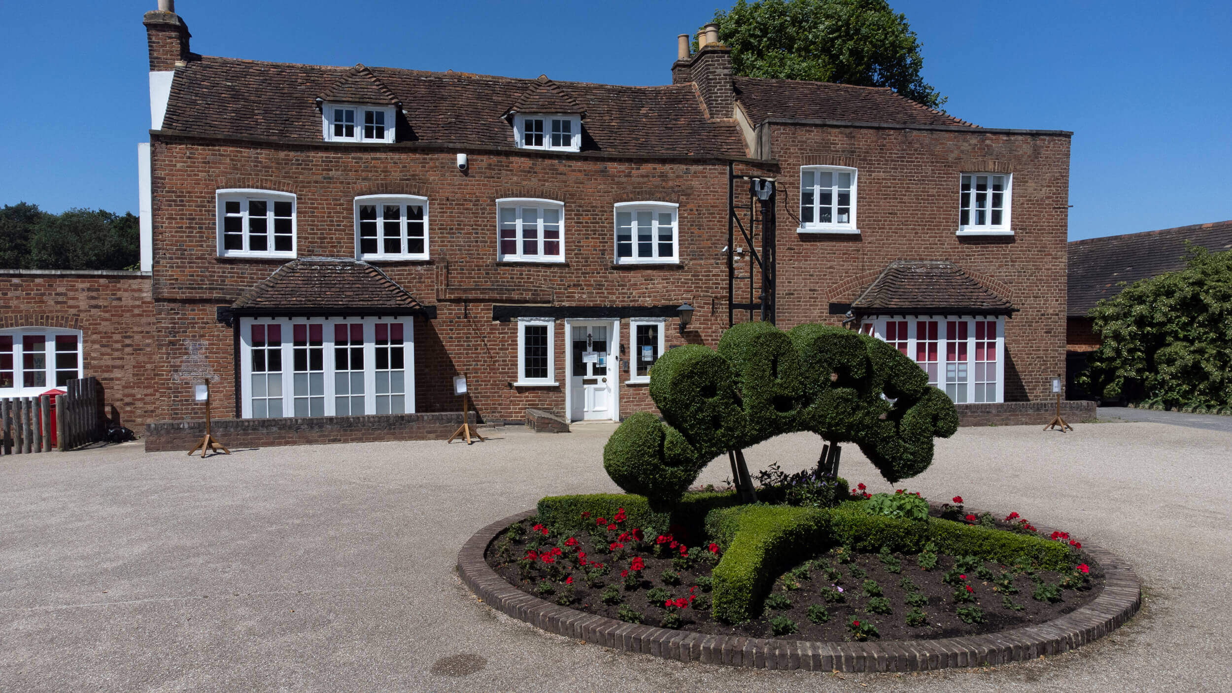 Ruxley Manor Aerial Shot