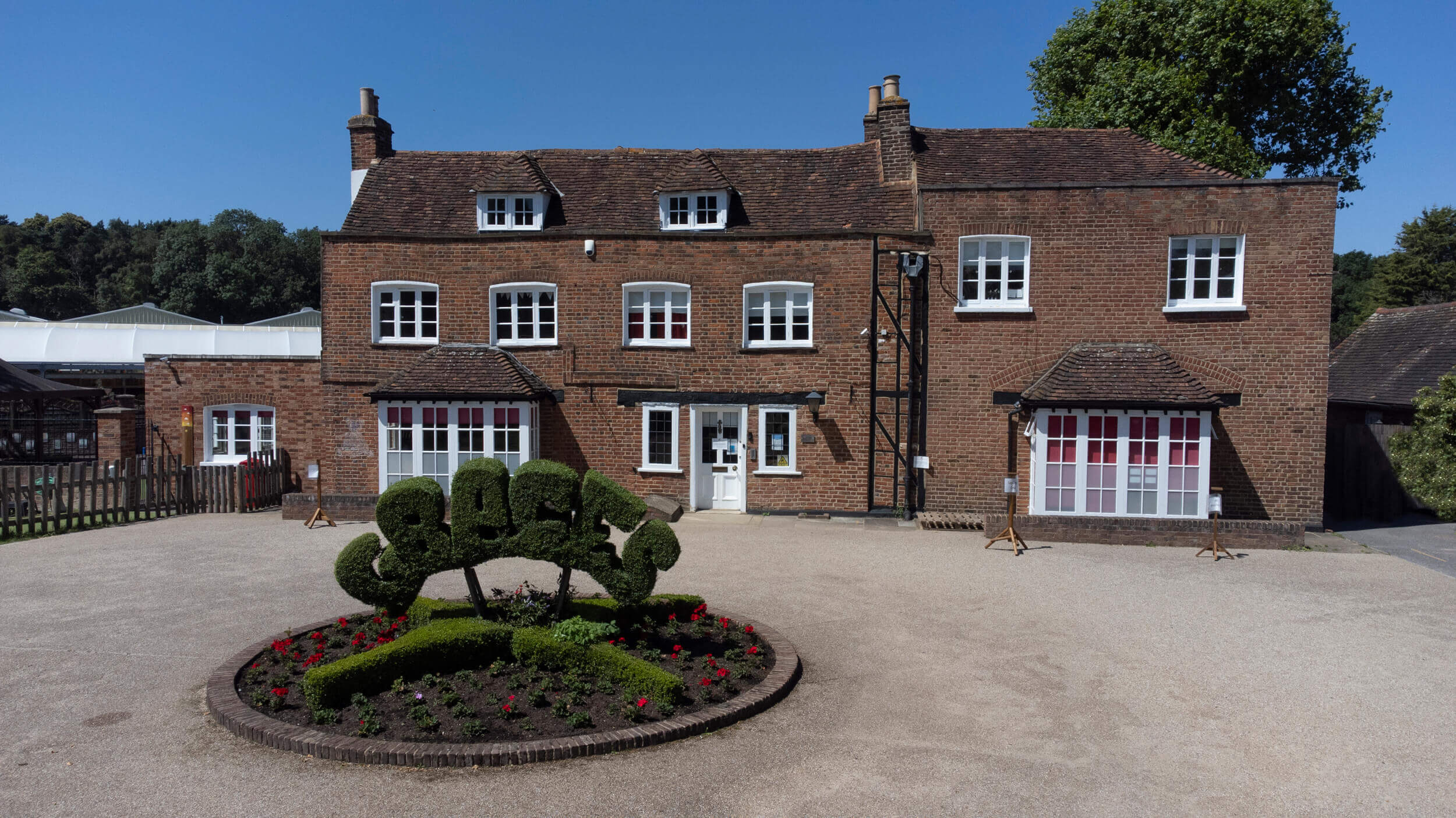 Ruxley Manor Aerial Shot